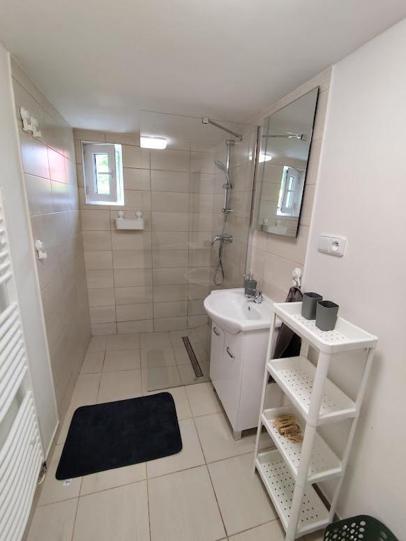 Apartman Terezka Jilove Ngoại thất bức ảnh